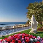 アパート Ad Un Passo Dal Sole