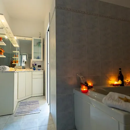 Ad Un Passo Dal Sole Apartment *